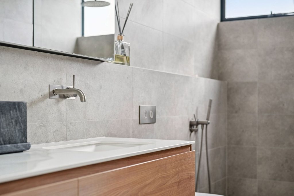 Luxury bathroom design inspiration for custom residences