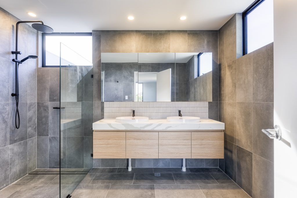 Luxury bathroom design inspiration for custom residences