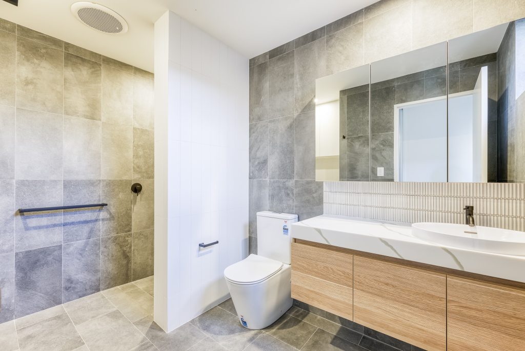 Luxury bathroom design inspiration for custom residences