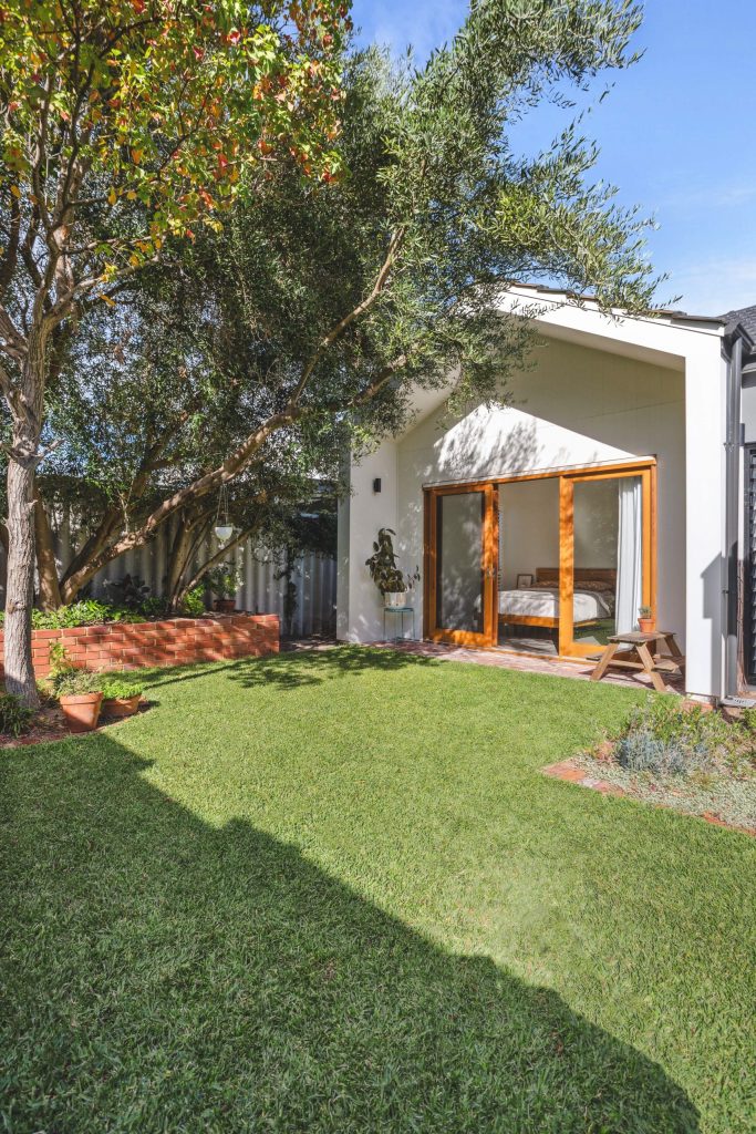 Contemporary custom residence facade with premium finishes in WA
