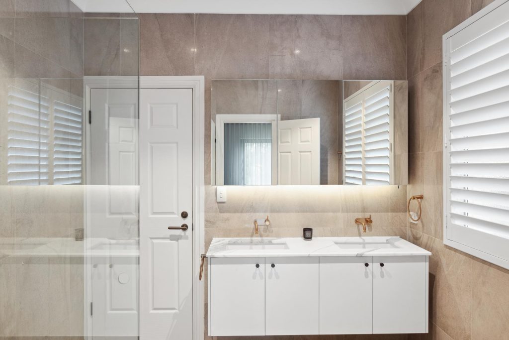 Luxury bathroom design inspiration for custom residences